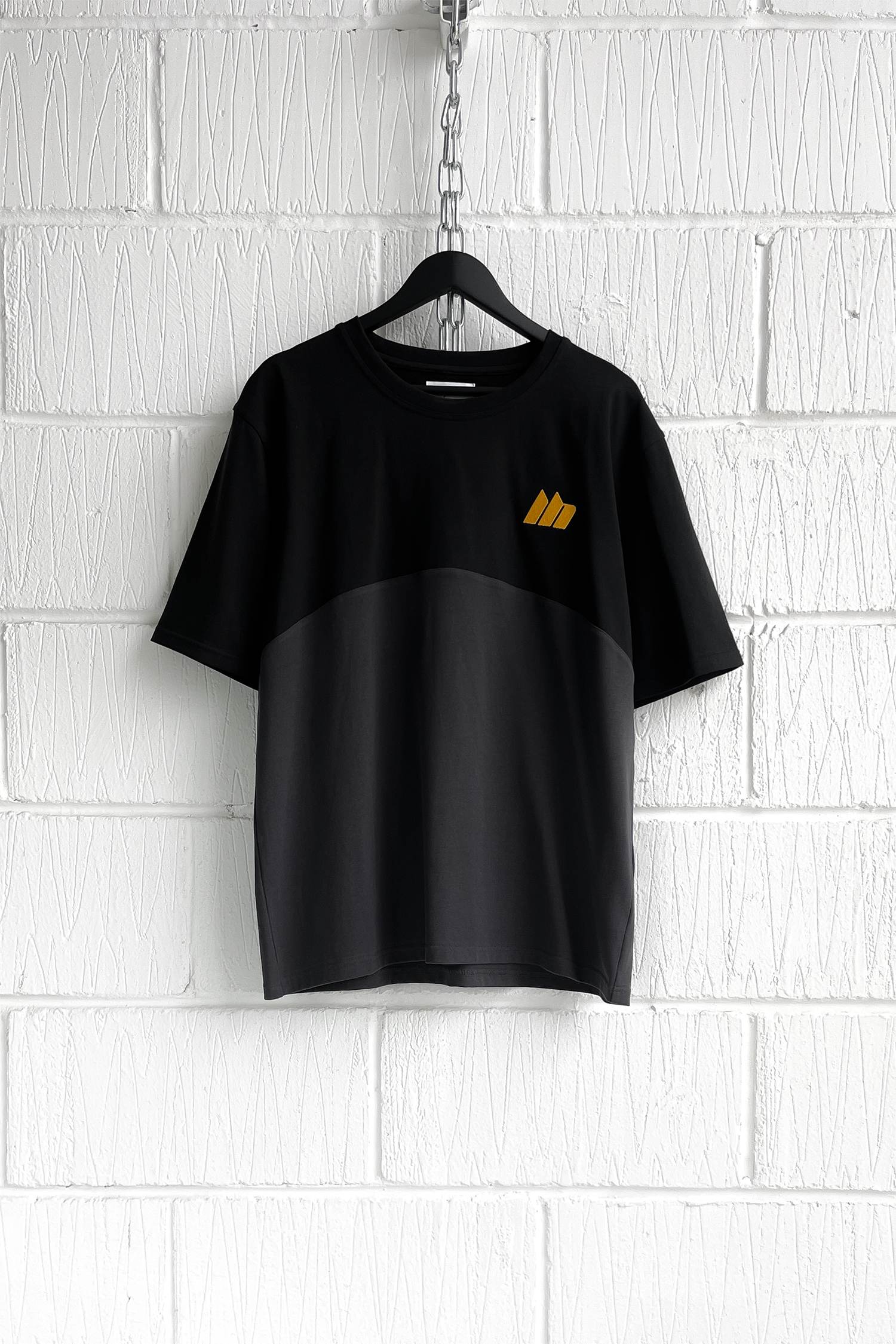 SAMPLE T-SHIRT — 'IN' ATHLETICS (L)