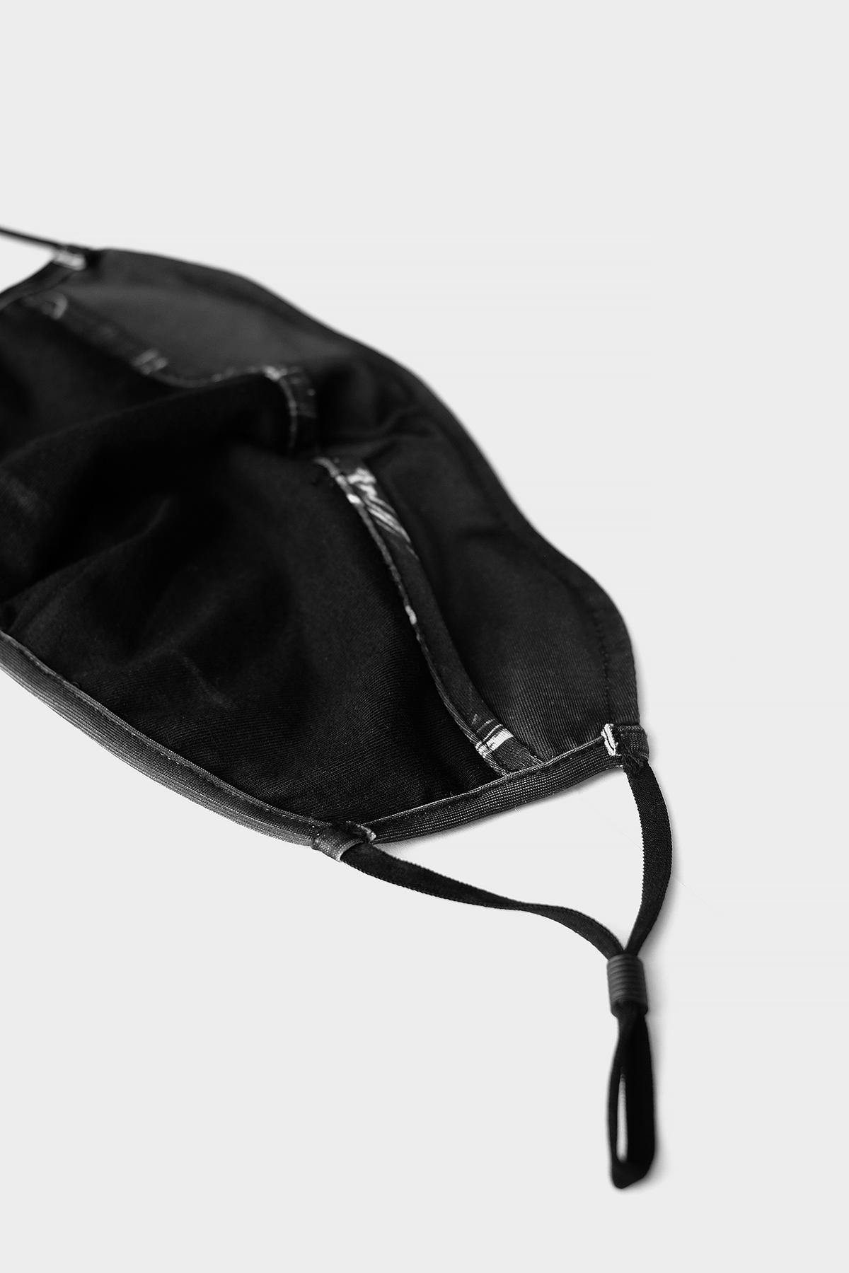 Marble Face Mask — Black