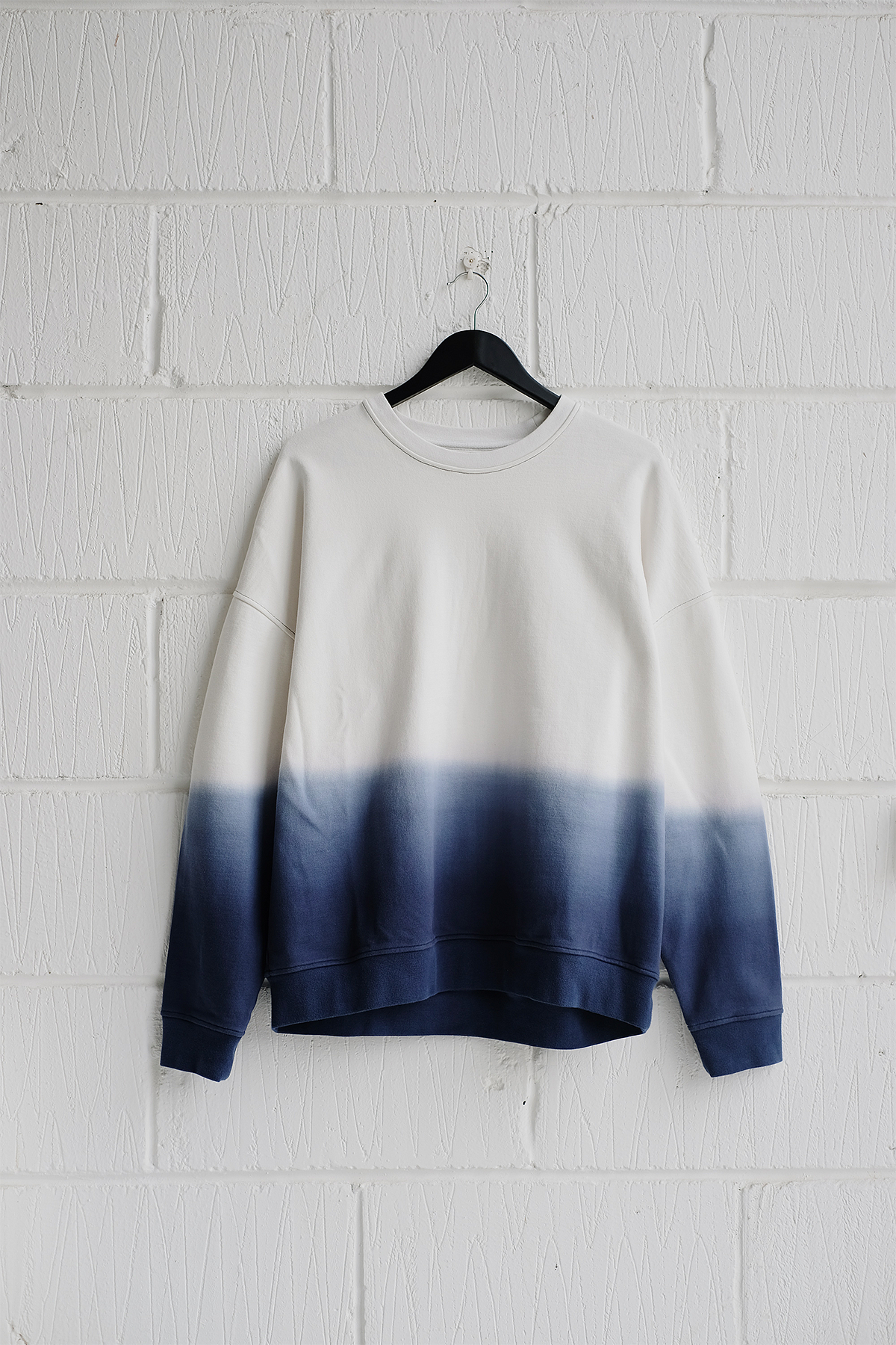 SAMPLE SWEATSHIRT — DIP DYE