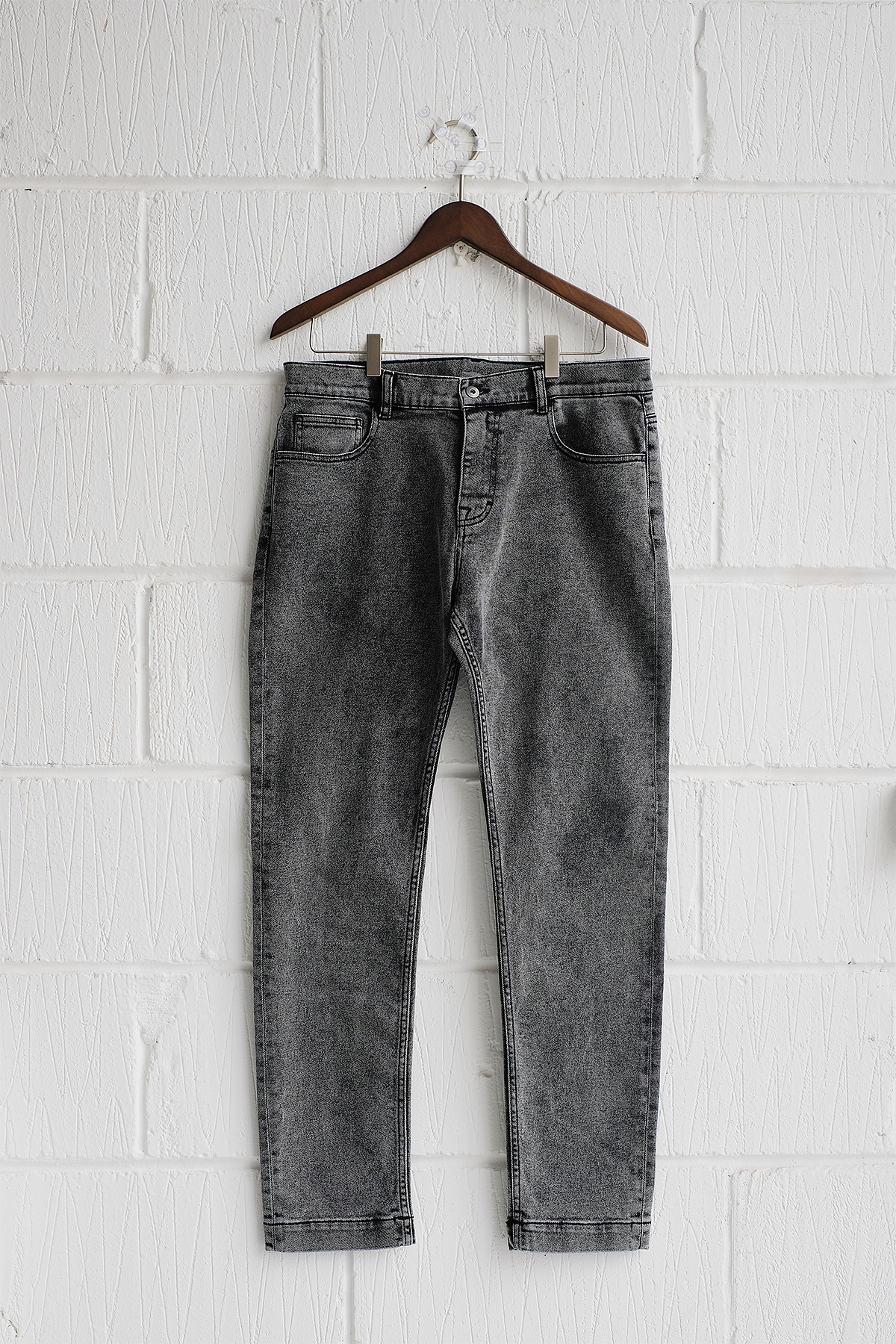 SAMPLE DENIM — GREY JEANS
