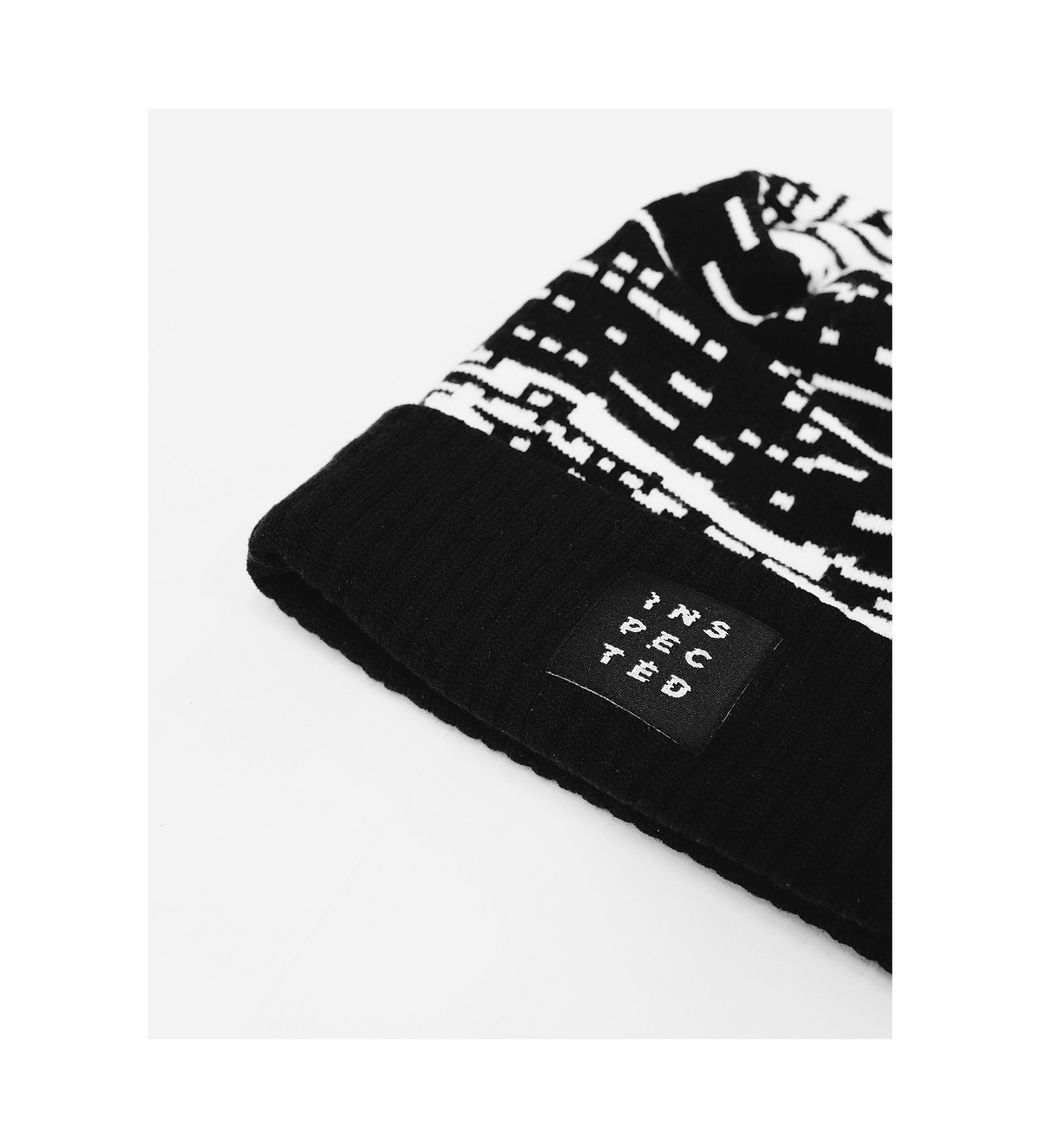 Theory Beanie — Black